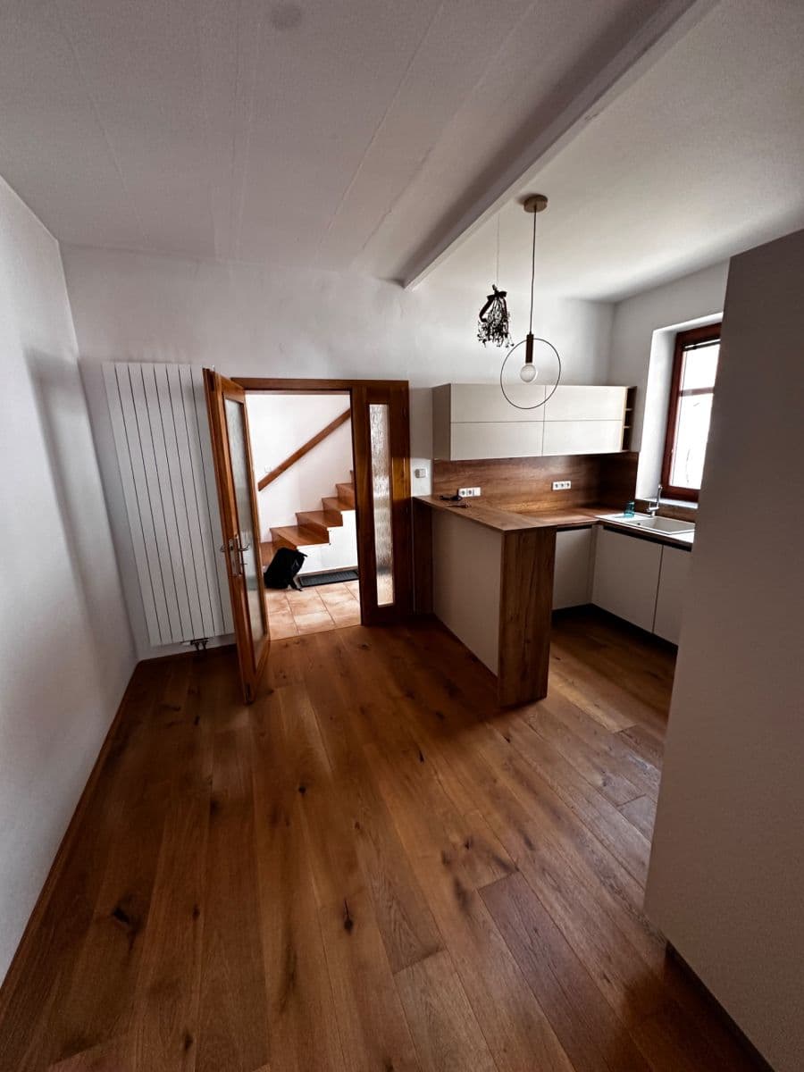 Pronájem domu 140 m², pozemek 160 m², Pištín, Jihočeský kraj Pronájem domu 140 m², pozemek 160 m², Pištín, Jihočeský kraj