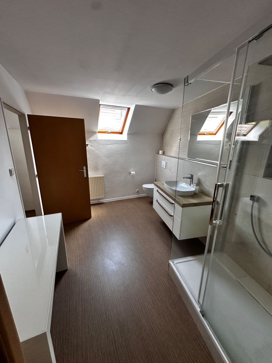 Pronájem domu 140 m², pozemek 160 m², Pištín, Jihočeský kraj Pronájem domu 140 m², pozemek 160 m², Pištín, Jihočeský kraj