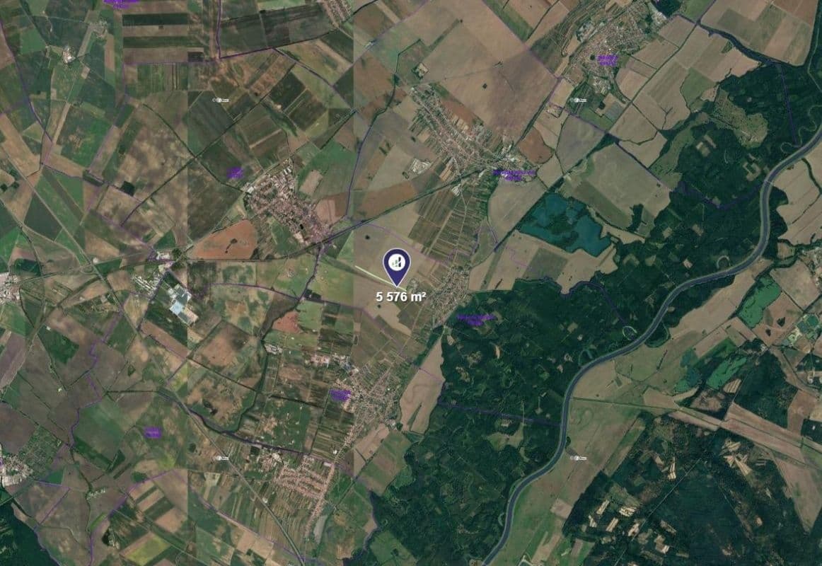 Prodej pozemku 5.576 m², Týnec, Jihomoravský kraj Prodej pozemku 5.576 m², Týnec, Jihomoravský kraj