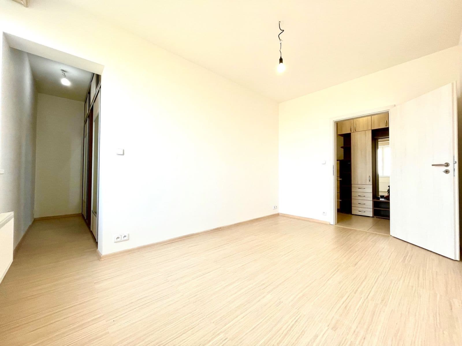 Pronájem bytu 3+kk 88 m², Cukrova, Praha, Praha Pronájem bytu 3+kk 88 m², Cukrova, Praha, Praha