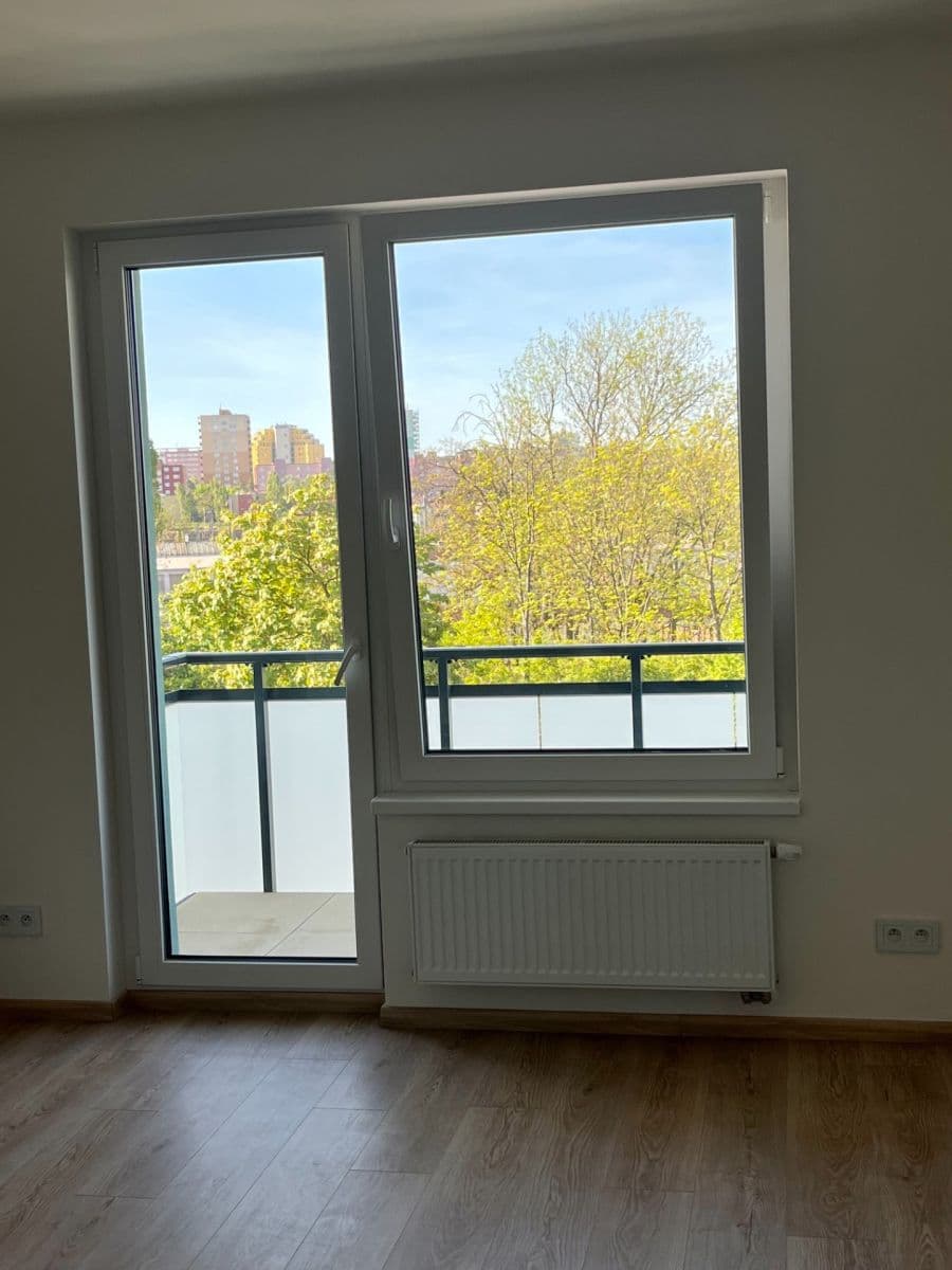Pronájem bytu 1+kk 33 m², Strančická, Praha, Praha Pronájem bytu 1+kk 33 m², Strančická, Praha, Praha