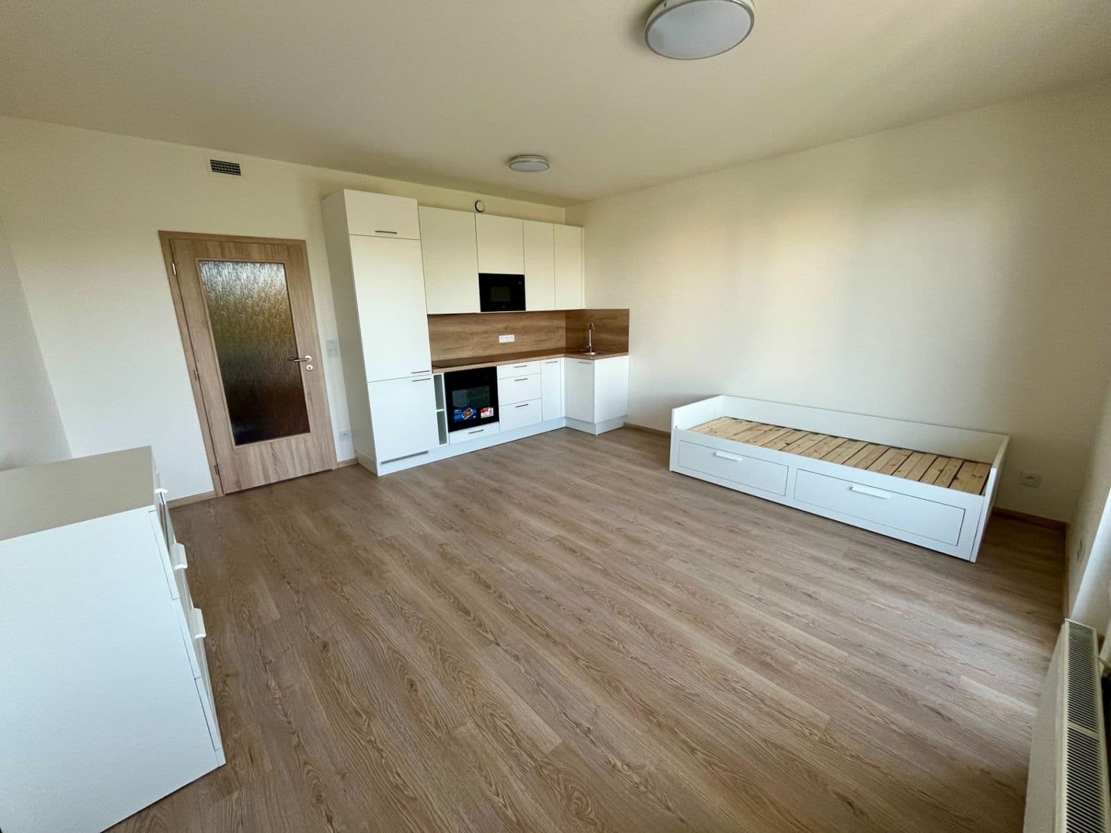 Pronájem bytu 1+kk 33 m², Strančická, Praha, Praha Pronájem bytu 1+kk 33 m², Strančická, Praha, Praha