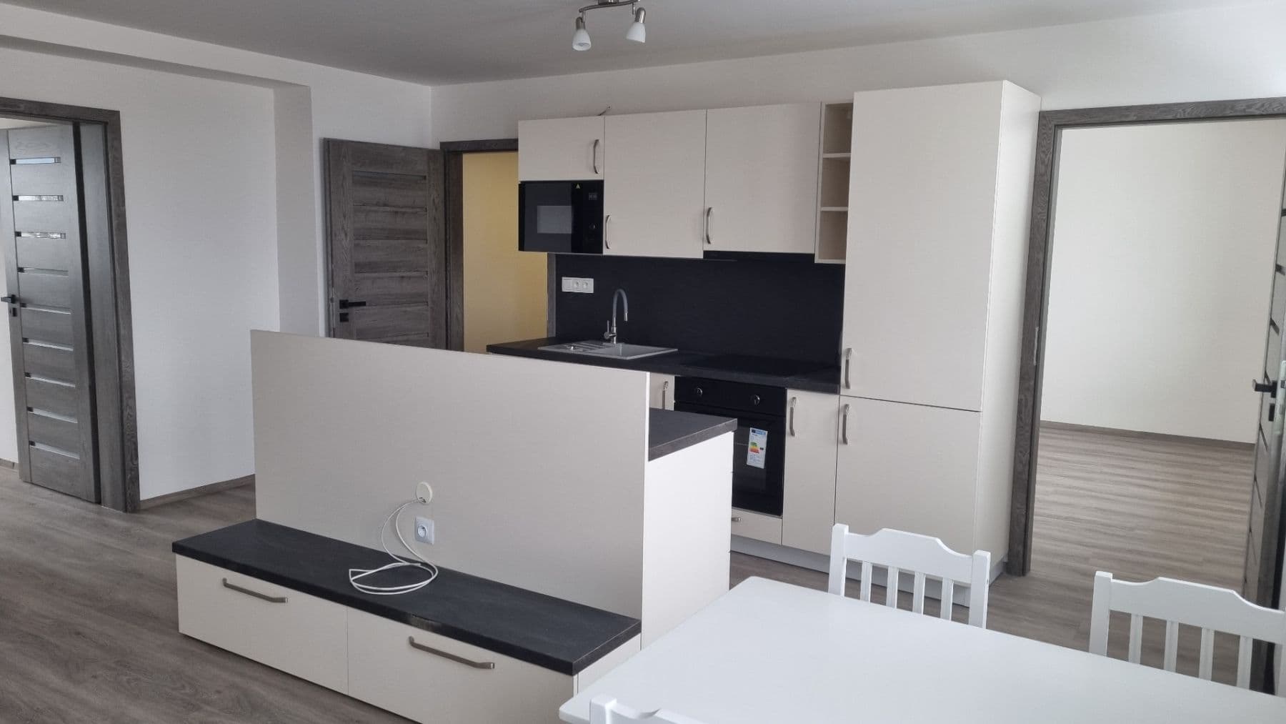 Pronájem bytu 3+kk 77 m², Vendolí, Pardubický kraj Pronájem bytu 3+kk 77 m², Vendolí, Pardubický kraj