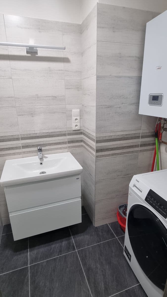 Pronájem bytu 3+kk 77 m², Vendolí, Pardubický kraj Pronájem bytu 3+kk 77 m², Vendolí, Pardubický kraj