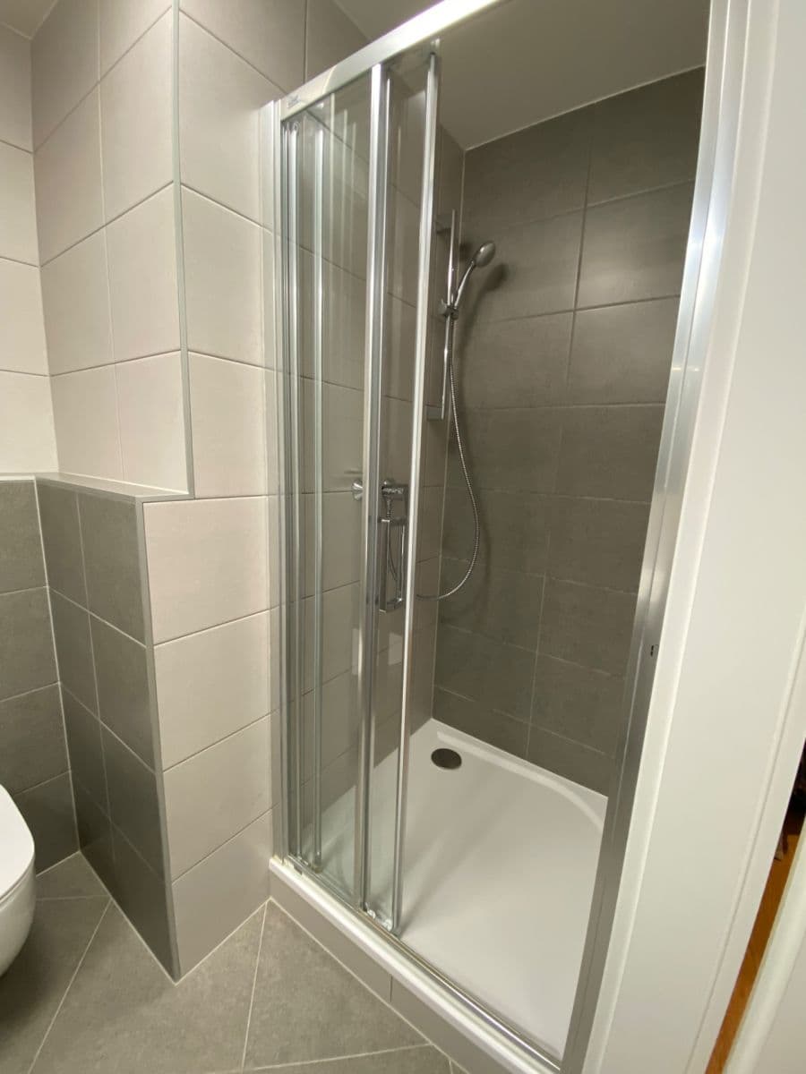 Pronájem bytu 1+kk 34 m², Pod Harfou, Praha, Praha Pronájem bytu 1+kk 34 m², Pod Harfou, Praha, Praha