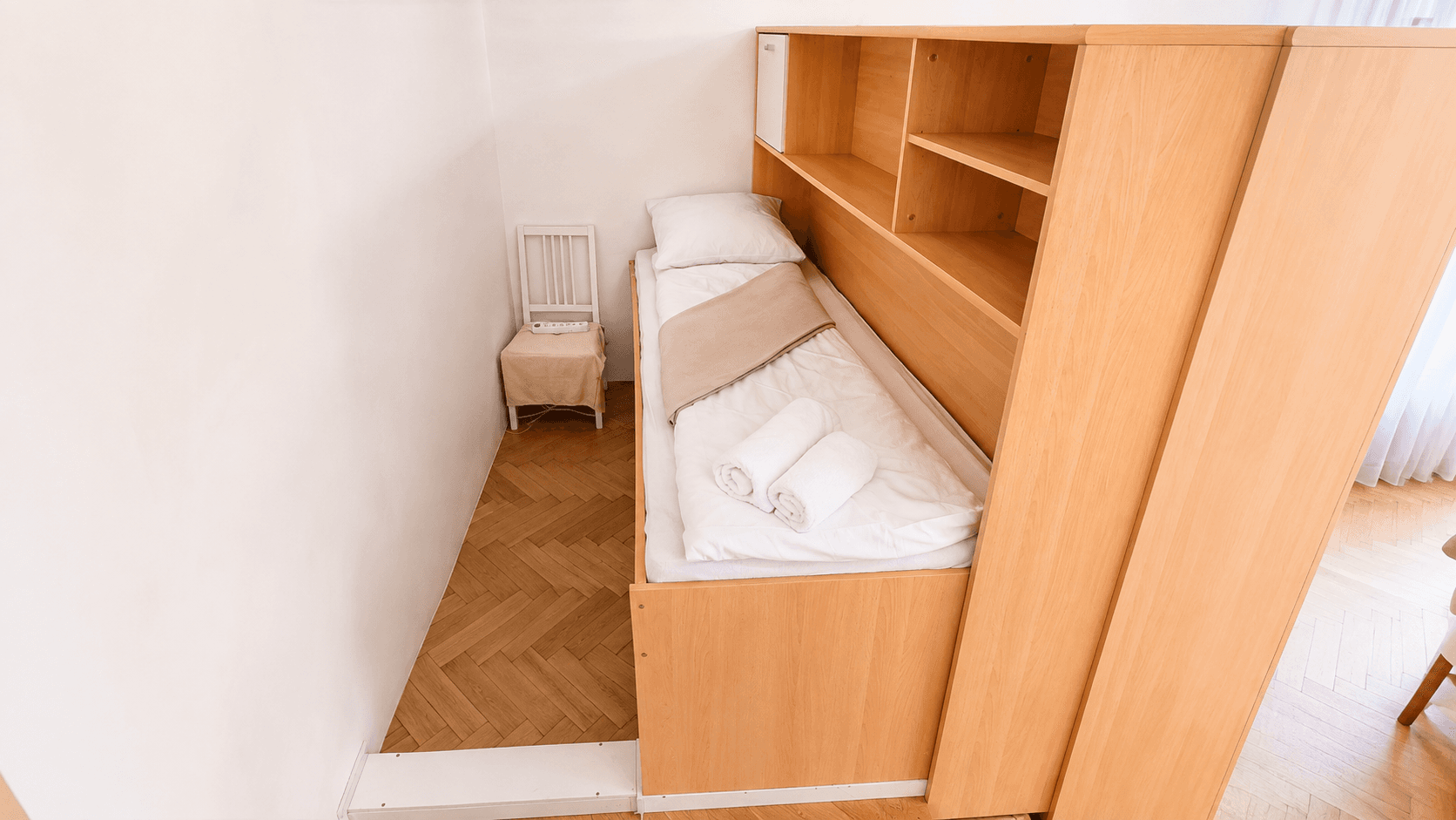 Pronájem bytu 38 m², Filmařská, Praha, Praha Pronájem bytu 38 m², Filmařská, Praha, Praha