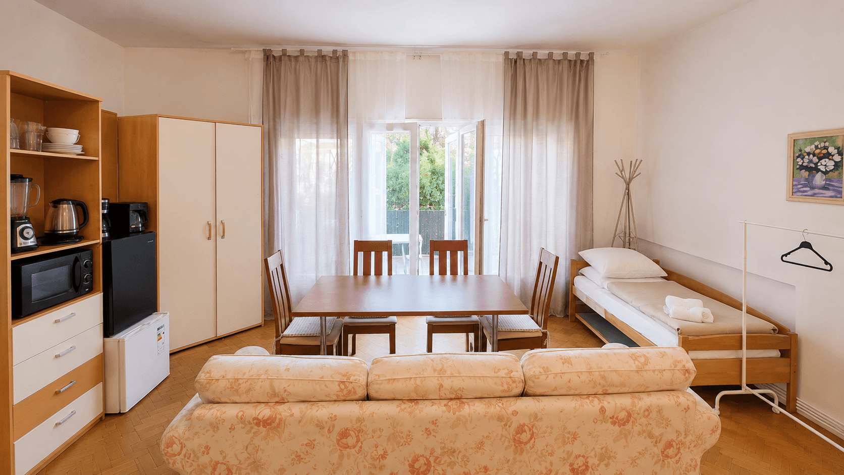 Pronájem bytu 38 m², Filmařská, Praha, Praha Pronájem bytu 38 m², Filmařská, Praha, Praha