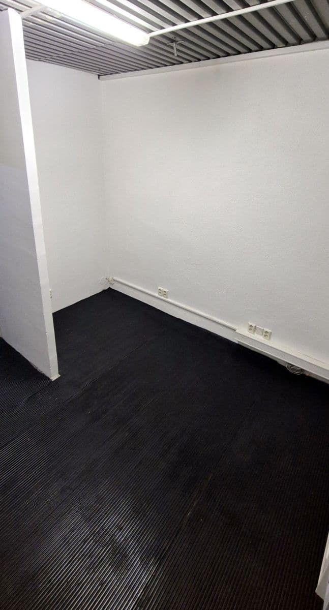 Prodej nebytového prostoru 12 m², Olštýnská, Praha, Praha Prodej nebytového prostoru 12 m², Olštýnská, Praha, Praha