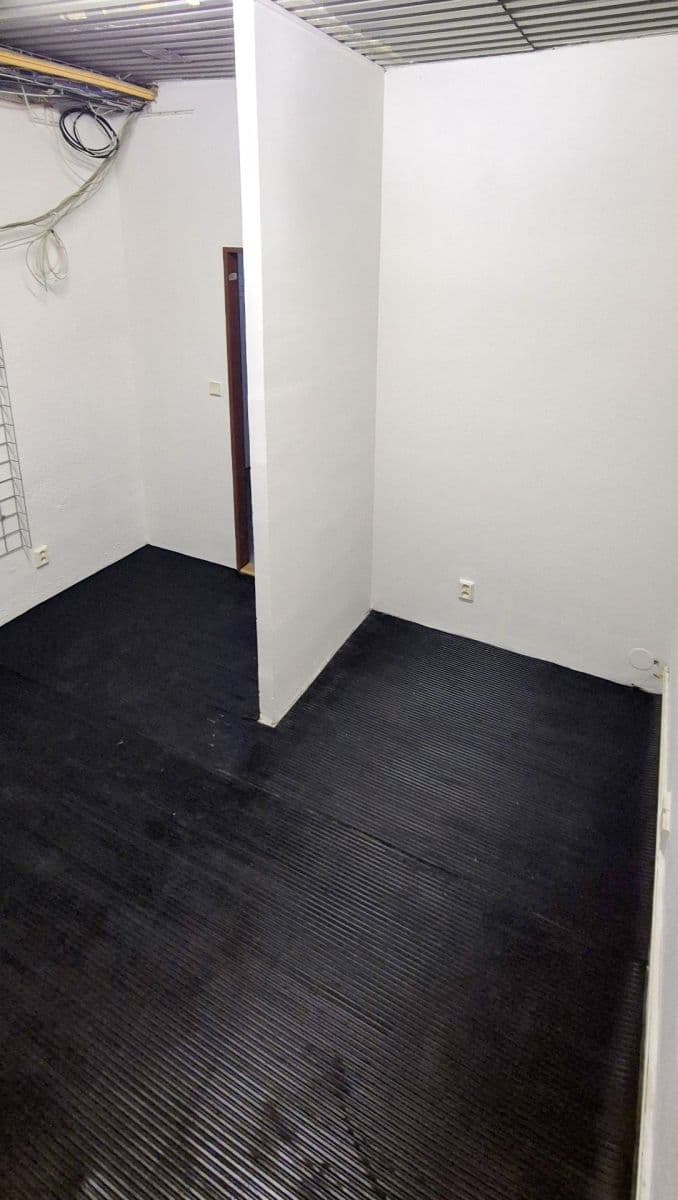 Prodej nebytového prostoru 12 m², Olštýnská, Praha, Praha Prodej nebytového prostoru 12 m², Olštýnská, Praha, Praha