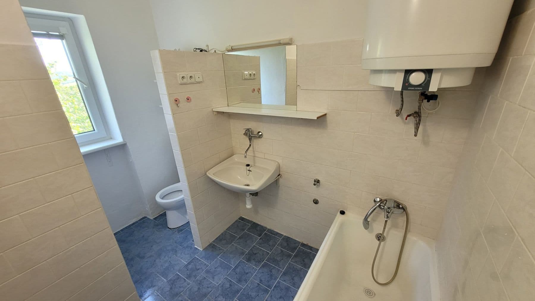 Pronájem bytu 2+1 65 m², Příkrá, Zlín, Zlínský kraj Pronájem bytu 2+1 65 m², Příkrá, Zlín, Zlínský kraj