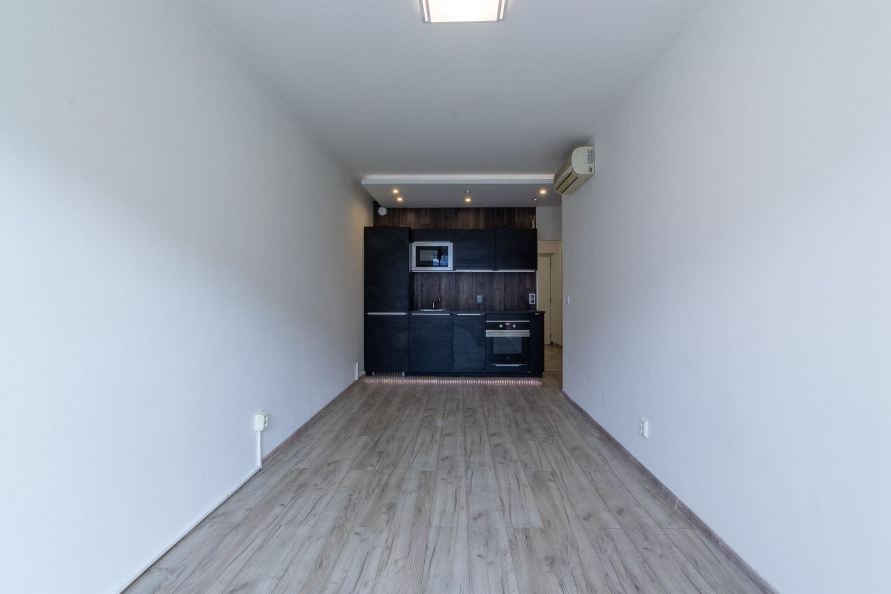 Pronájem bytu 2+kk 54 m², Chotěšovská, Praha, Praha Pronájem bytu 2+kk 54 m², Chotěšovská, Praha, Praha