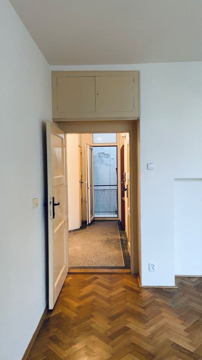 Pronájem bytu 2+kk 50 m², Komunardů, Praha, Praha Pronájem bytu 2+kk 50 m², Komunardů, Praha, Praha