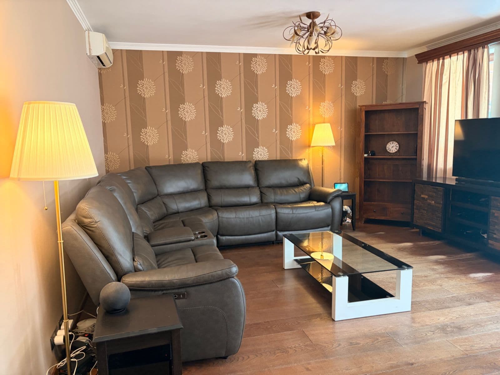 Pronájem domu 300 m², pozemek 1.400 m², Pod Ovčínem, Praha, Praha Pronájem domu 300 m², pozemek 1.400 m², Pod Ovčínem, Praha, Praha