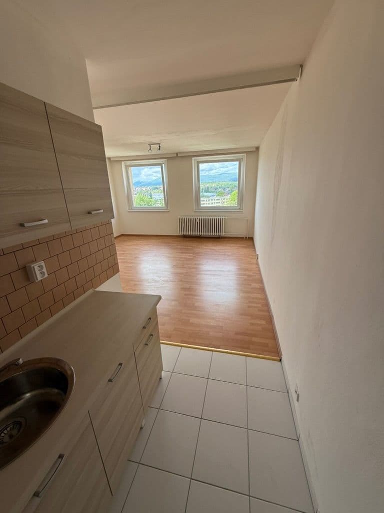 Pronájem bytu 1+1 32 m², Unčínská, Teplice, Ústecký kraj Pronájem bytu 1+1 32 m², Unčínská, Teplice, Ústecký kraj