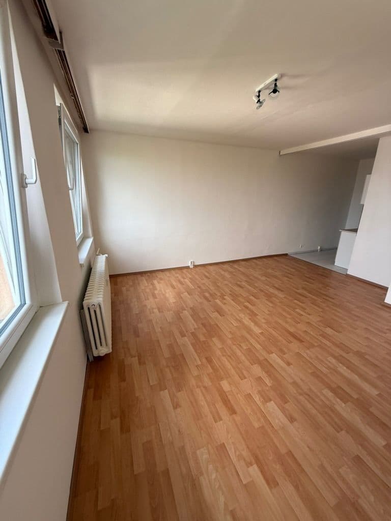 Pronájem bytu 1+1 32 m², Unčínská, Teplice, Ústecký kraj Pronájem bytu 1+1 32 m², Unčínská, Teplice, Ústecký kraj