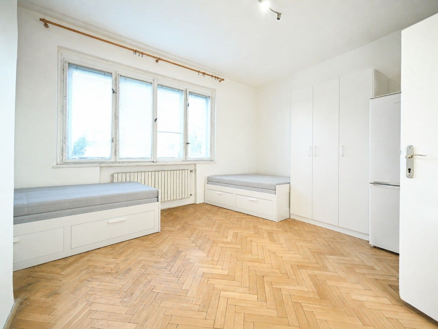 Pronájem domu 320 m², pozemek 2.000 m², Filmařská, Praha, Praha Pronájem domu 320 m², pozemek 2.000 m², Filmařská, Praha, Praha