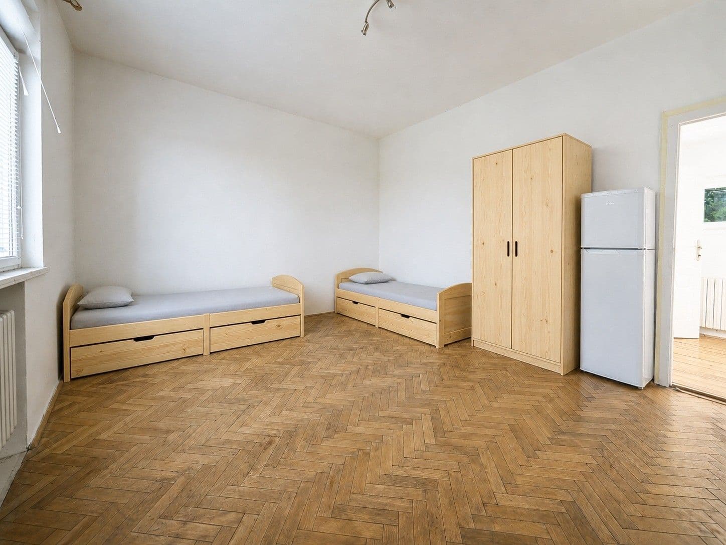 Pronájem domu 320 m², pozemek 2.000 m², Filmařská, Praha, Praha Pronájem domu 320 m², pozemek 2.000 m², Filmařská, Praha, Praha