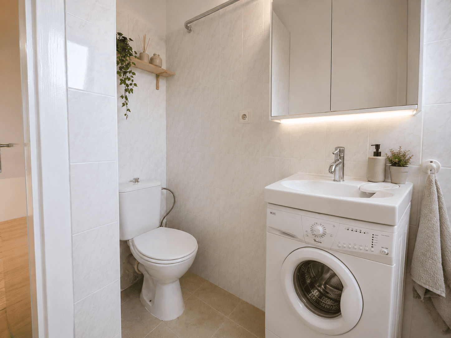 Pronájem domu 320 m², pozemek 2.000 m², Filmařská, Praha, Praha Pronájem domu 320 m², pozemek 2.000 m², Filmařská, Praha, Praha