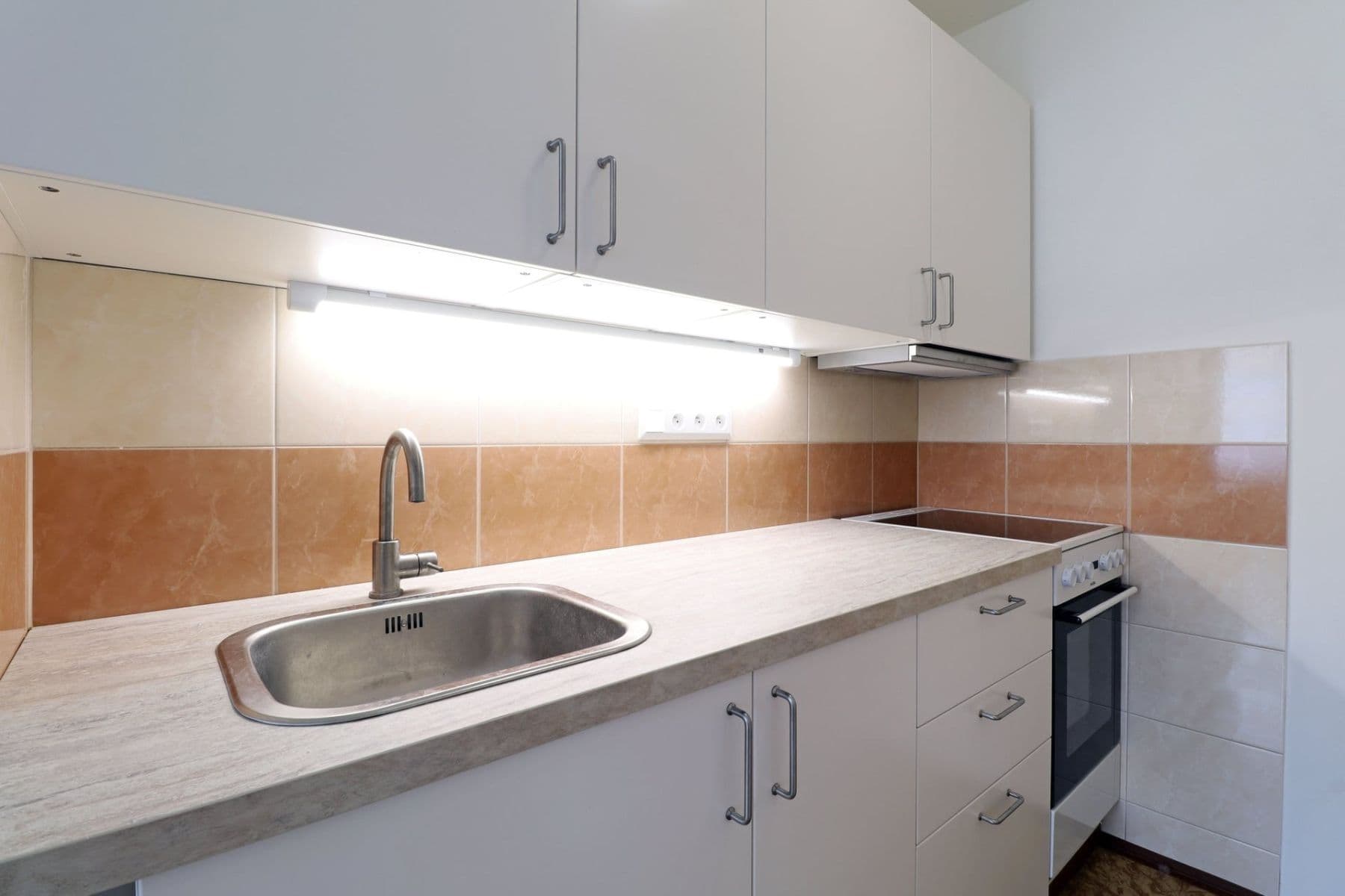 Pronájem bytu 2+kk 43 m², Přecechtělova, Praha, Praha Pronájem bytu 2+kk 43 m², Přecechtělova, Praha, Praha