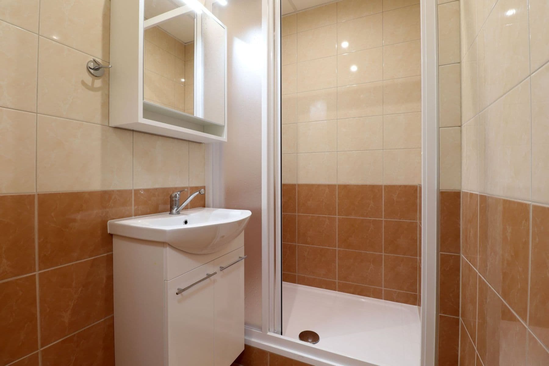 Pronájem bytu 2+kk 43 m², Přecechtělova, Praha, Praha Pronájem bytu 2+kk 43 m², Přecechtělova, Praha, Praha