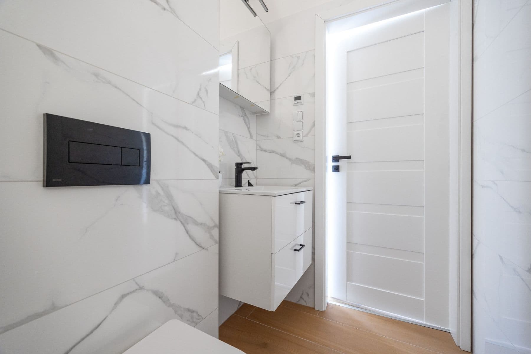 Prodej bytu 2+kk 56 m², Stehlíkova, Slaný, Středočeský kraj Prodej bytu 2+kk 56 m², Stehlíkova, Slaný, Středočeský kraj
