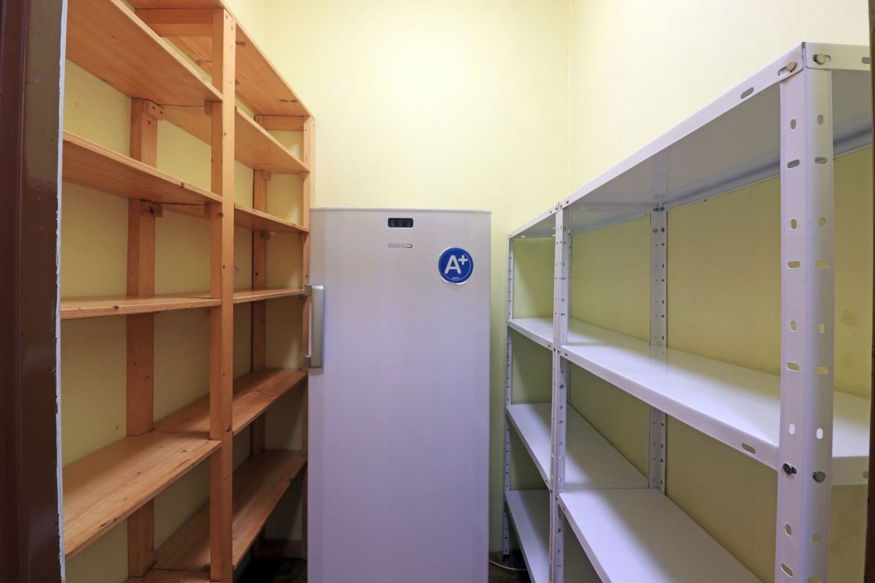 Pronájem bytu 3+1 70 m², Plynárenská, Slaný, Středočeský kraj Pronájem bytu 3+1 70 m², Plynárenská, Slaný, Středočeský kraj