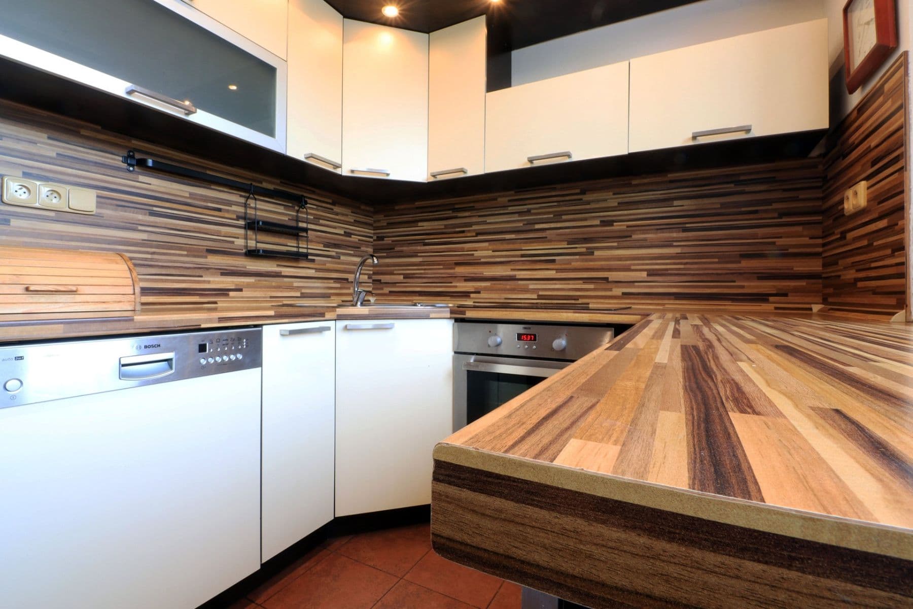 Pronájem bytu 3+1 70 m², Plynárenská, Slaný, Středočeský kraj Pronájem bytu 3+1 70 m², Plynárenská, Slaný, Středočeský kraj