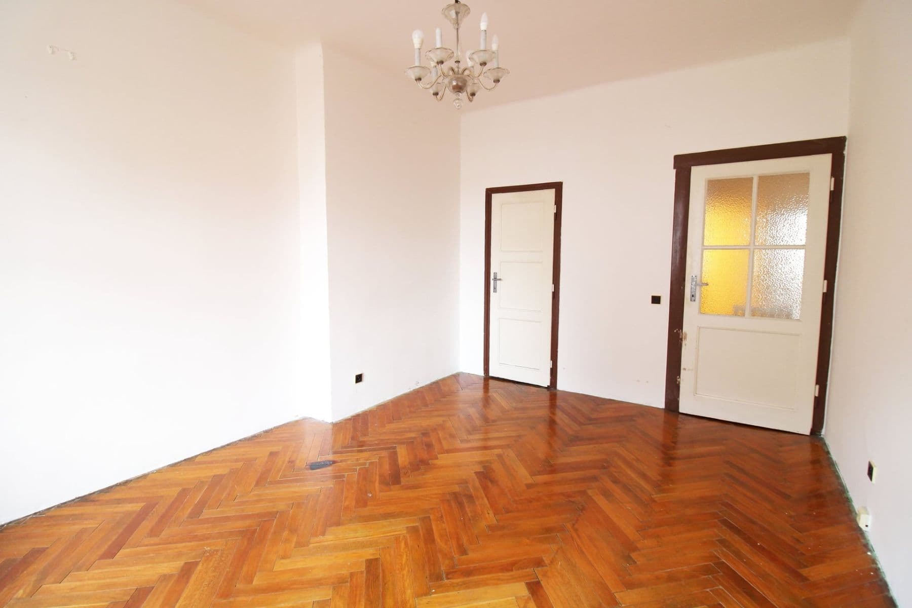 Pronájem bytu 1+1 41 m², Ruská, Praha, Praha Pronájem bytu 1+1 41 m², Ruská, Praha, Praha