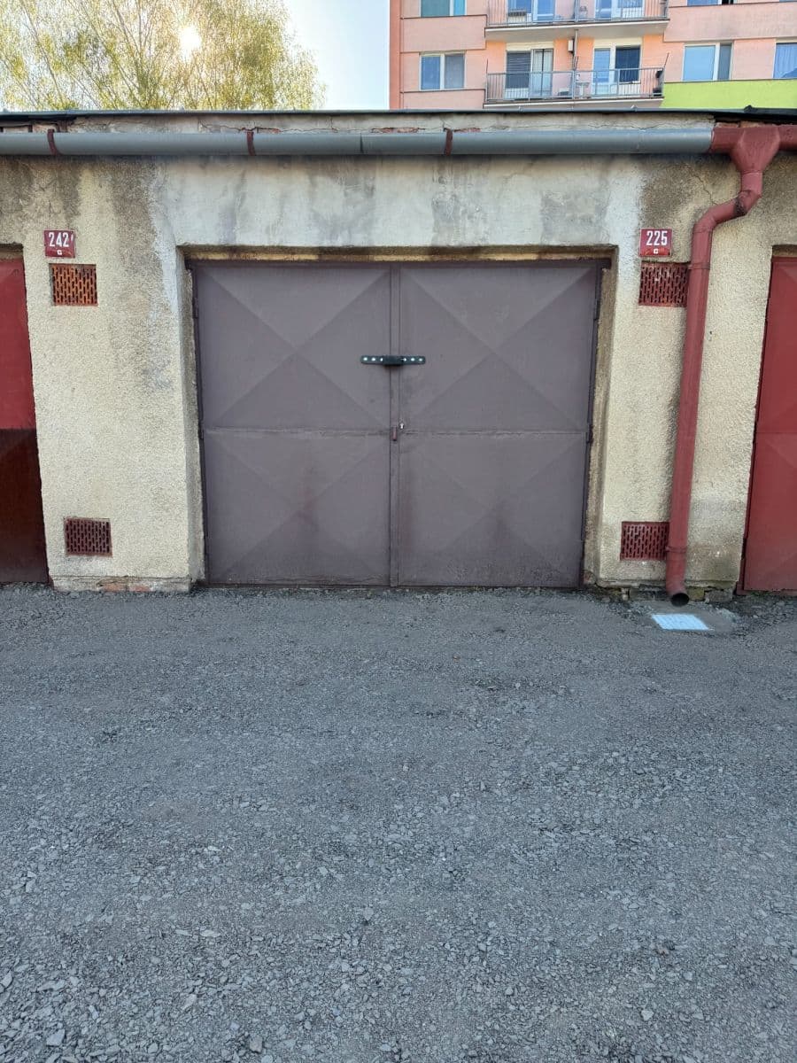 Prodej garáže 21 m², Seifertova, Lanškroun, Pardubický kraj Prodej garáže 21 m², Seifertova, Lanškroun, Pardubický kraj