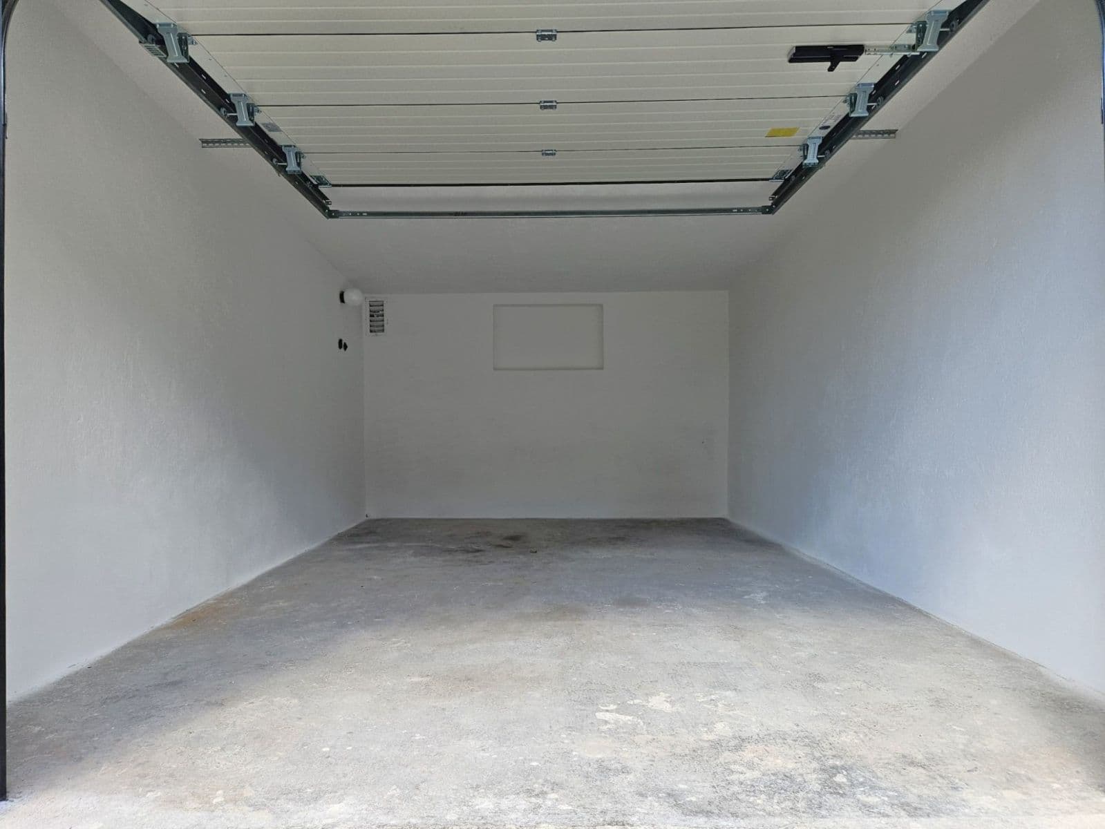 Prodej garáže 22 m², Riedlova, Desná, Liberecký kraj Prodej garáže 22 m², Riedlova, Desná, Liberecký kraj