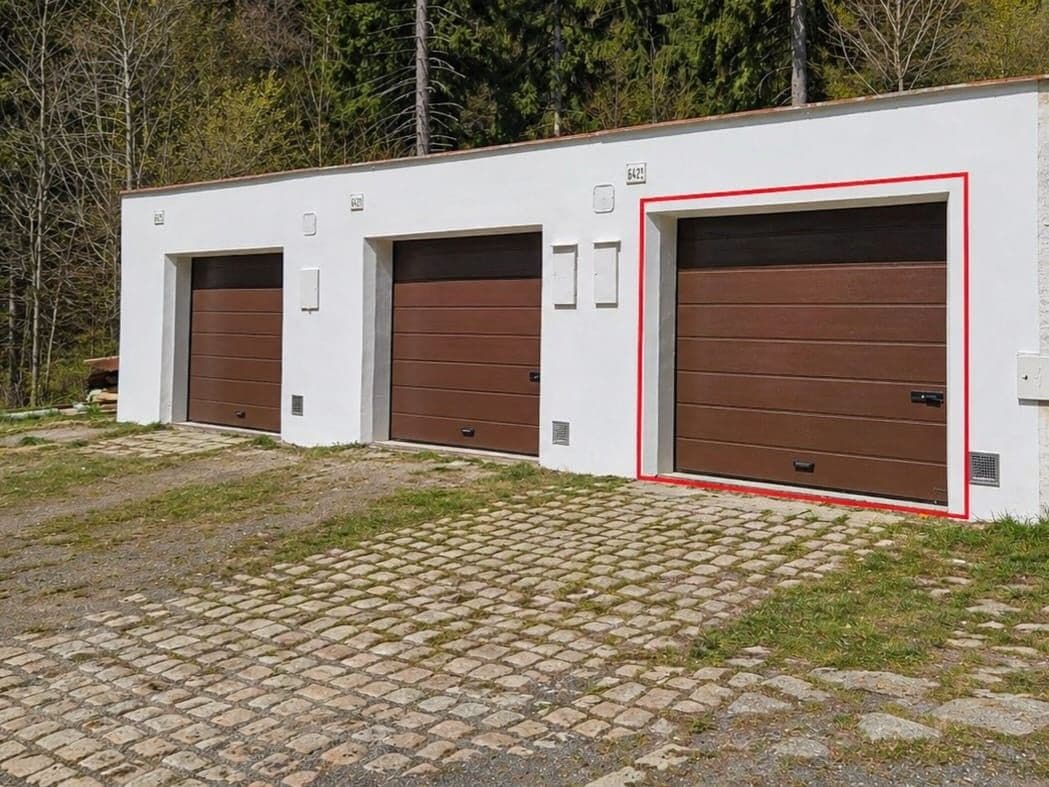 Prodej garáže 22 m², Riedlova, Desná, Liberecký kraj Prodej garáže 22 m², Riedlova, Desná, Liberecký kraj