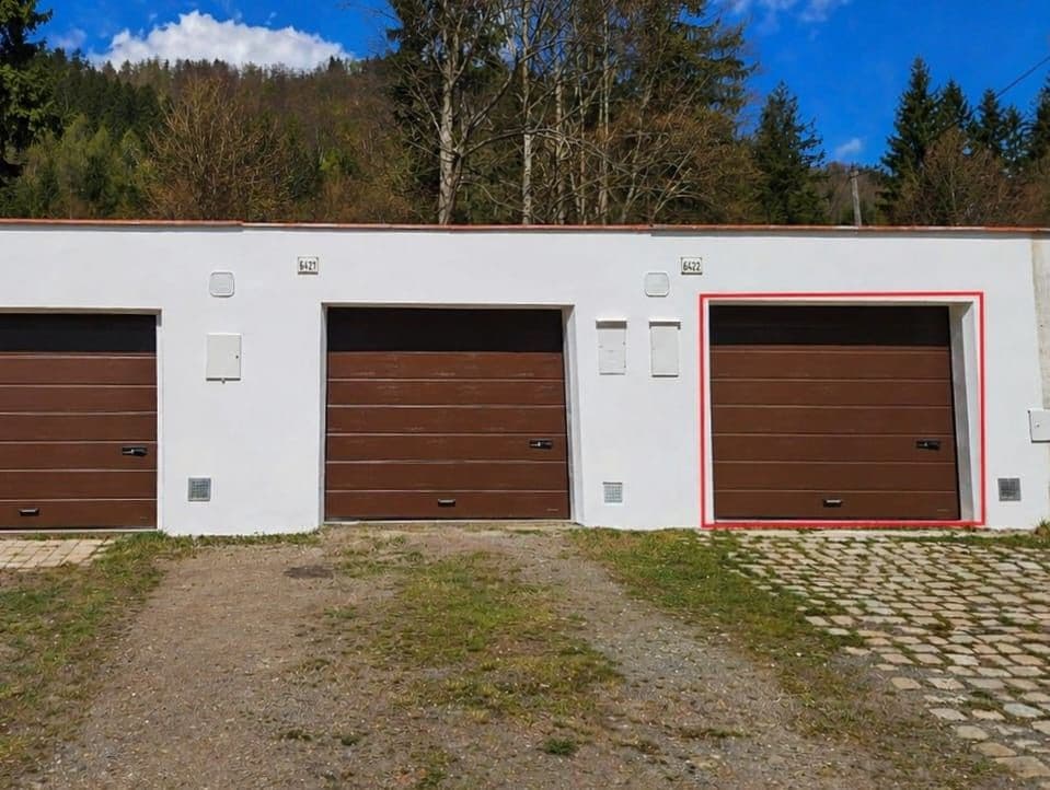 Prodej garáže 22 m², Riedlova, Desná, Liberecký kraj Prodej garáže 22 m², Riedlova, Desná, Liberecký kraj