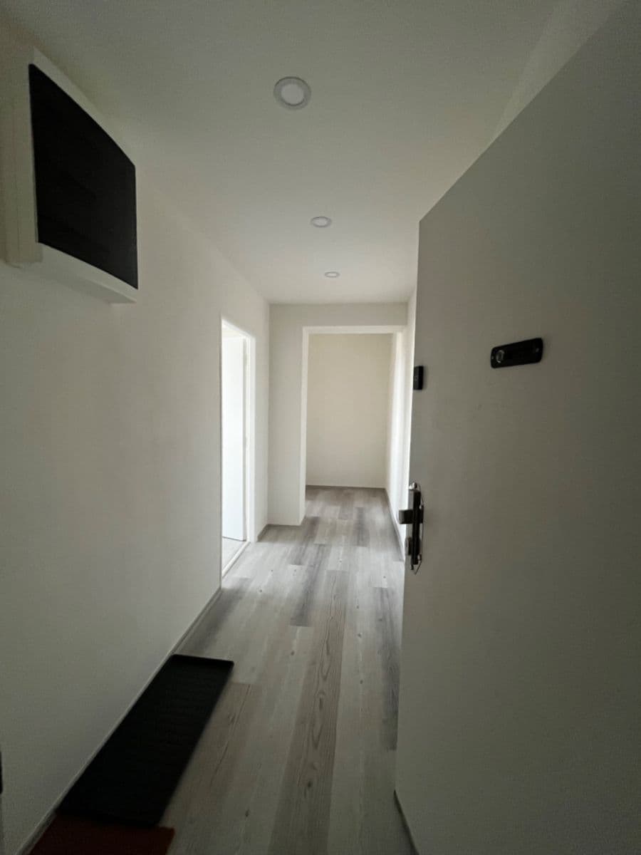Prodej bytu 3+1 81 m², Evropská, Praha, Praha Prodej bytu 3+1 81 m², Evropská, Praha, Praha