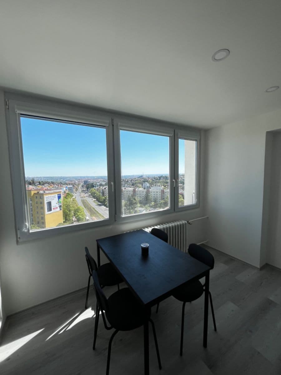 Prodej bytu 3+1 81 m², Evropská, Praha, Praha Prodej bytu 3+1 81 m², Evropská, Praha, Praha