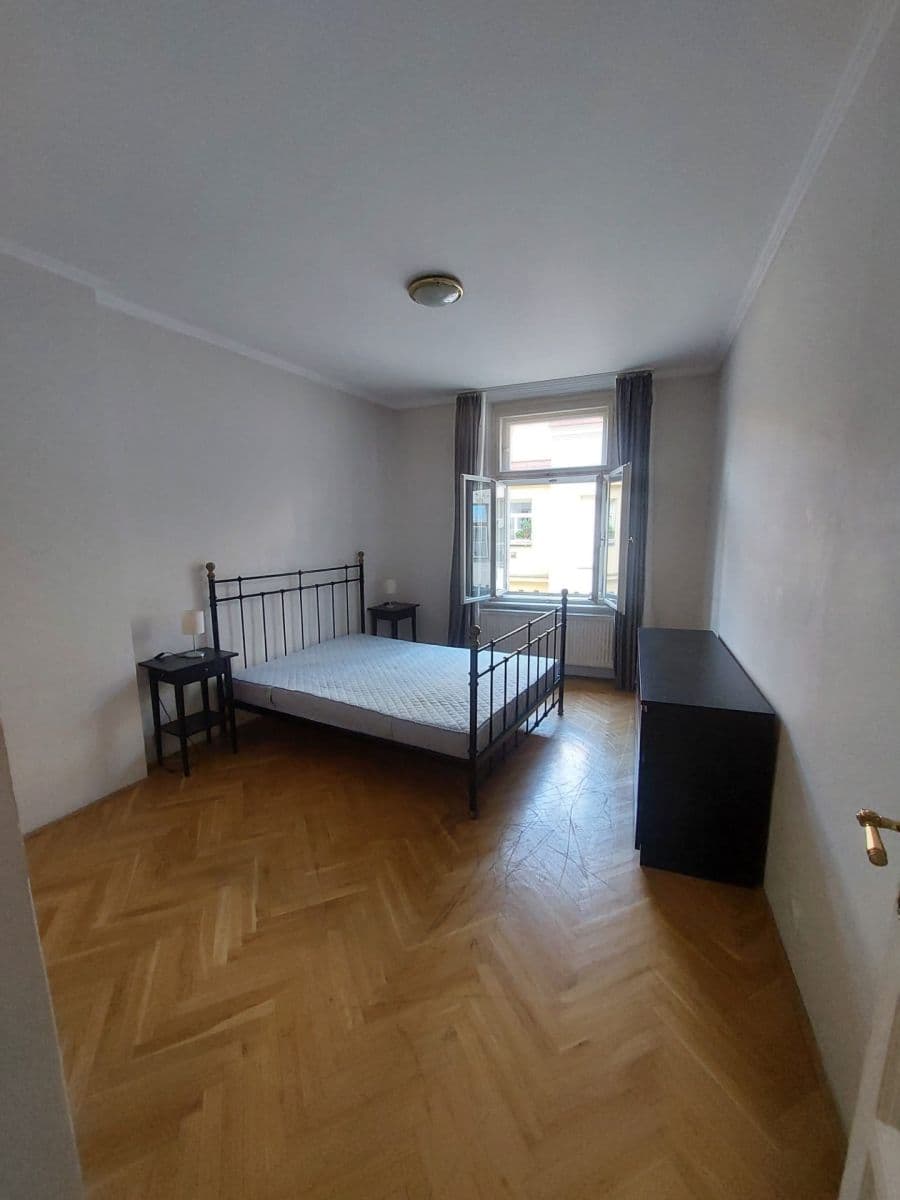 Pronájem bytu 2+kk 50 m², Na Výtoni, Praha, Praha Pronájem bytu 2+kk 50 m², Na Výtoni, Praha, Praha