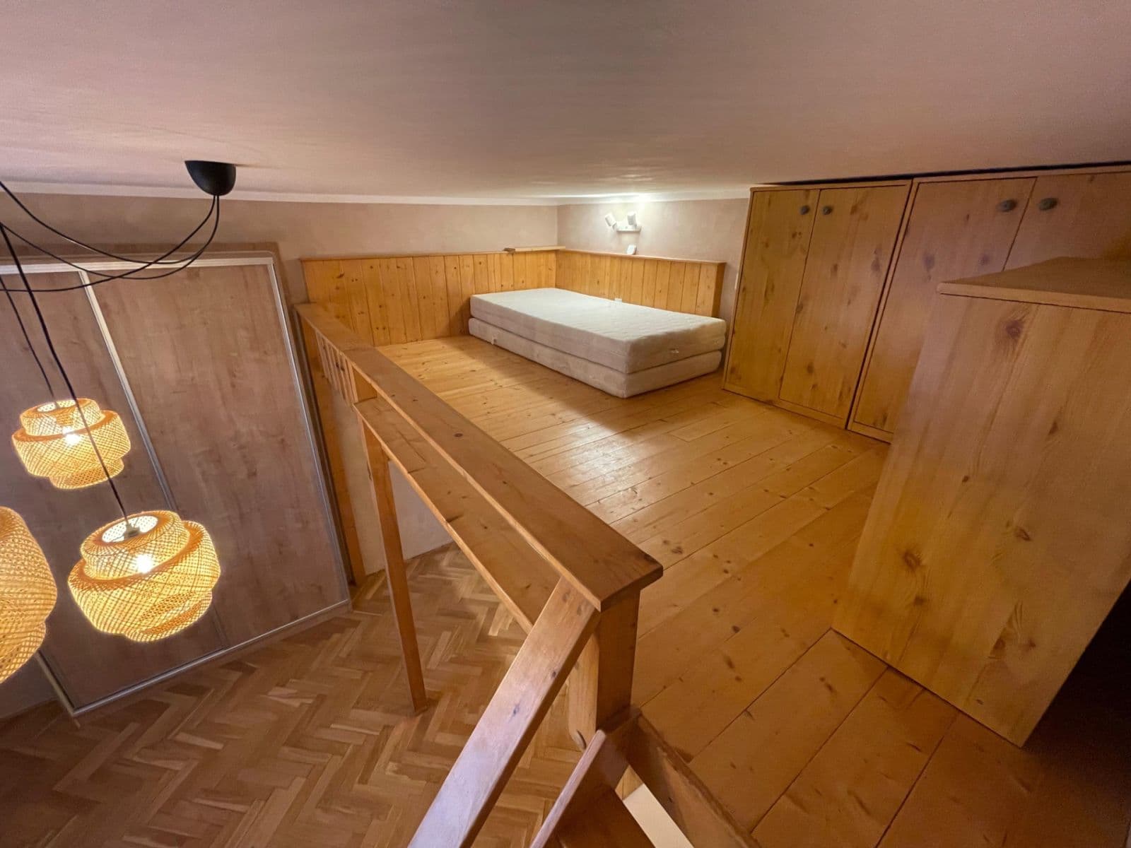 Pronájem bytu 1+1 31 m², 28. pluku, Praha, Praha Pronájem bytu 1+1 31 m², 28. pluku, Praha, Praha