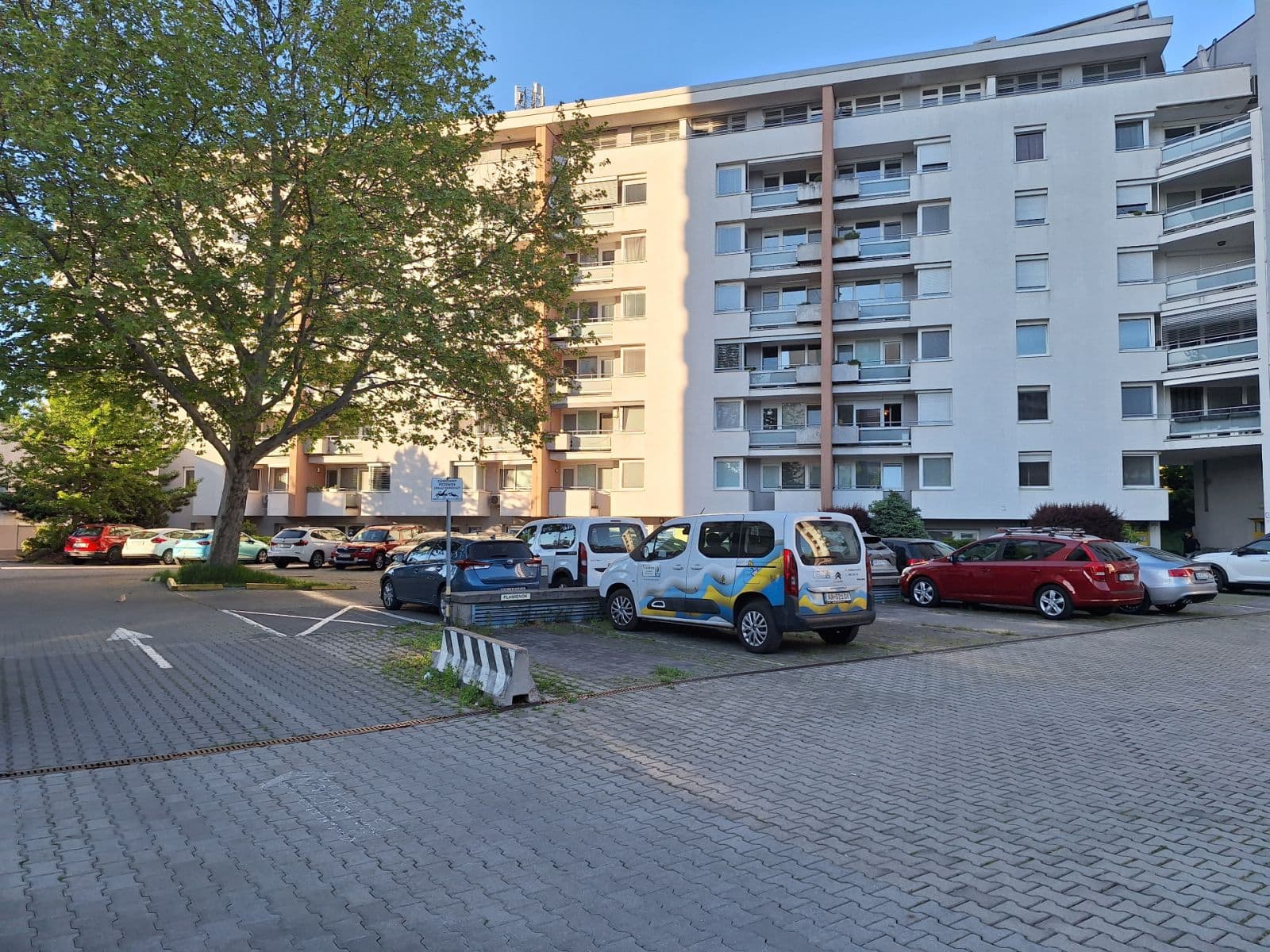 Prodej bytu 2+1 45 m², Zadunajská cesta, Petržalka, Bratislavský kraj Prodej bytu 2+1 45 m², Zadunajská cesta, Petržalka, Bratislavský kraj