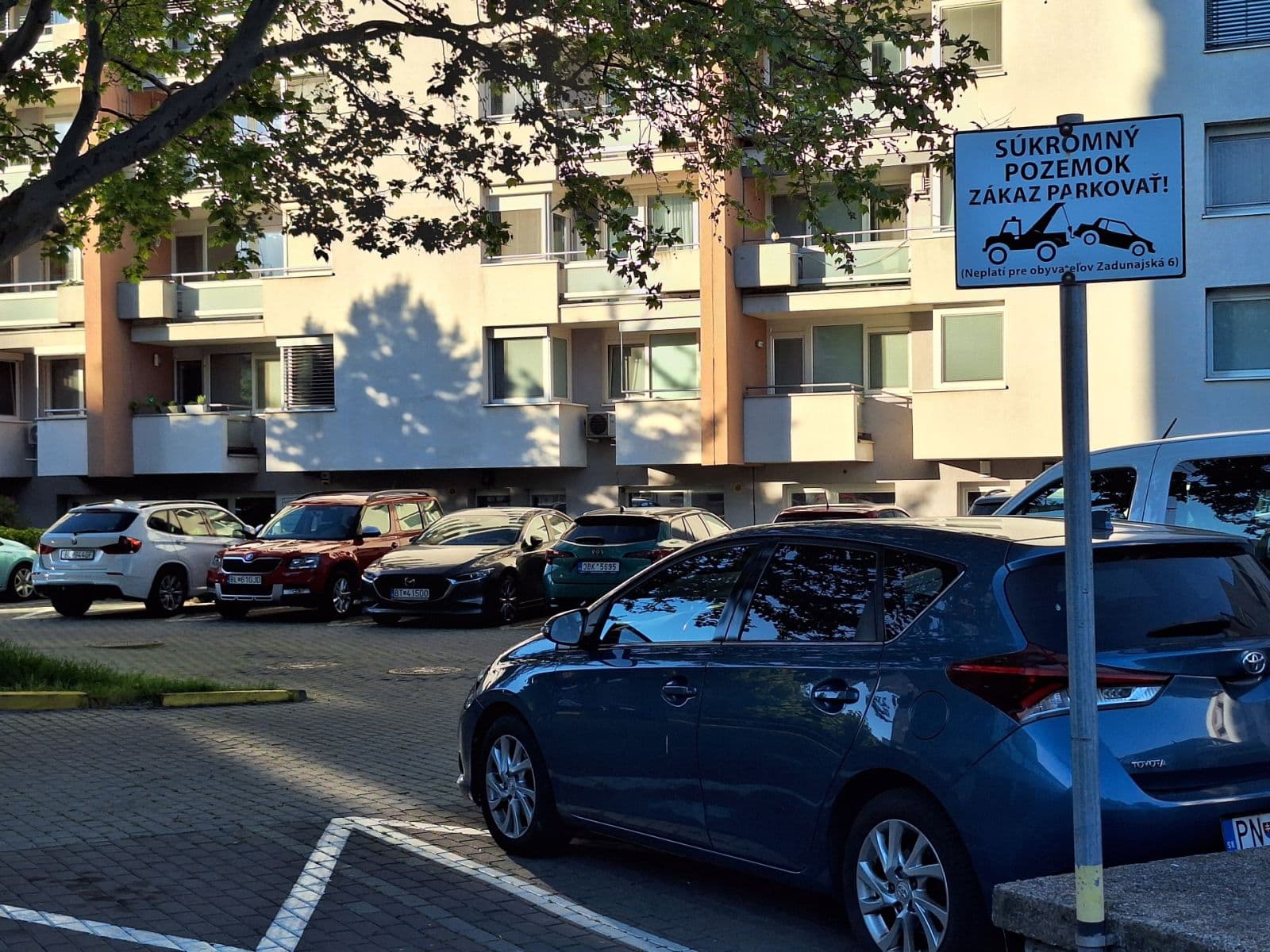 Prodej bytu 2+1 45 m², Zadunajská cesta, Petržalka, Bratislavský kraj Prodej bytu 2+1 45 m², Zadunajská cesta, Petržalka, Bratislavský kraj