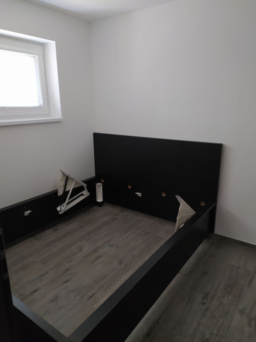 Pronájem bytu 2+kk 42 m², Čisovická, Mníšek pod Brdy, Středočeský kraj Pronájem bytu 2+kk 42 m², Čisovická, Mníšek pod Brdy, Středočeský kraj