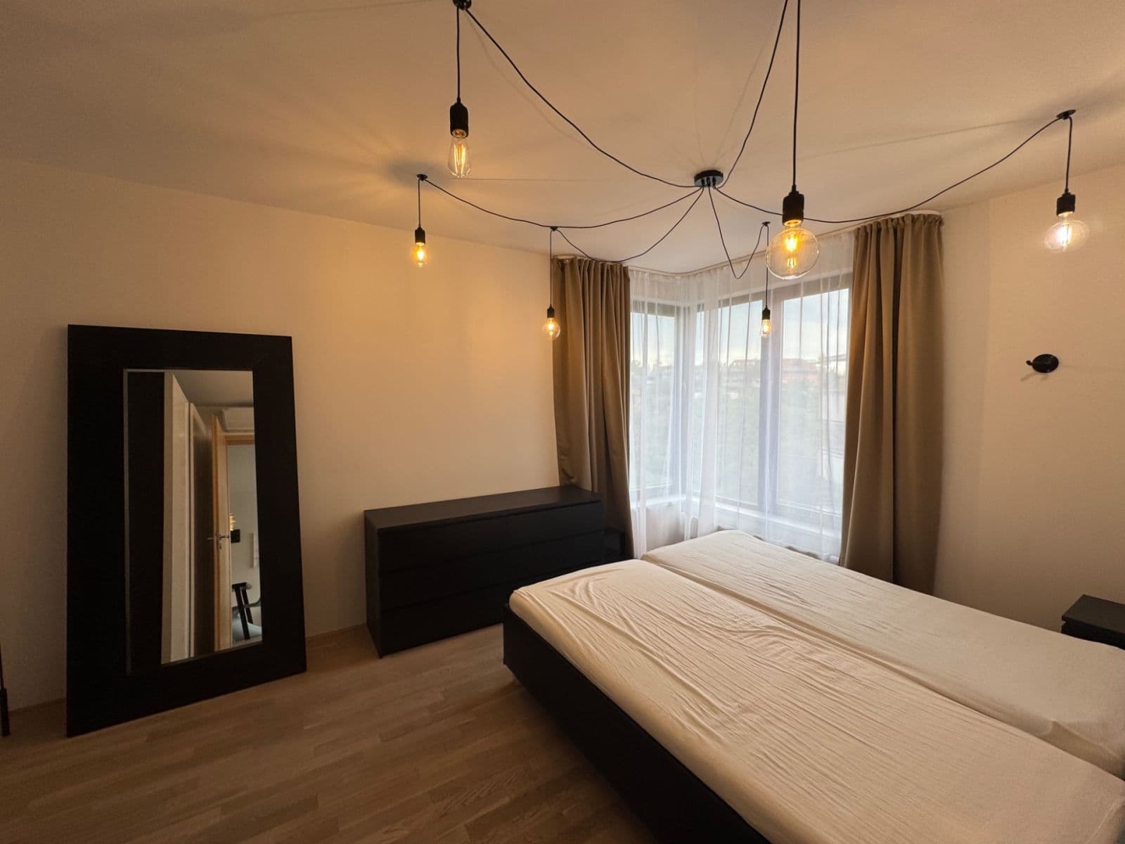 Pronájem bytu 4+kk 92 m², U Dívčích hradů, Praha, Praha Pronájem bytu 4+kk 92 m², U Dívčích hradů, Praha, Praha
