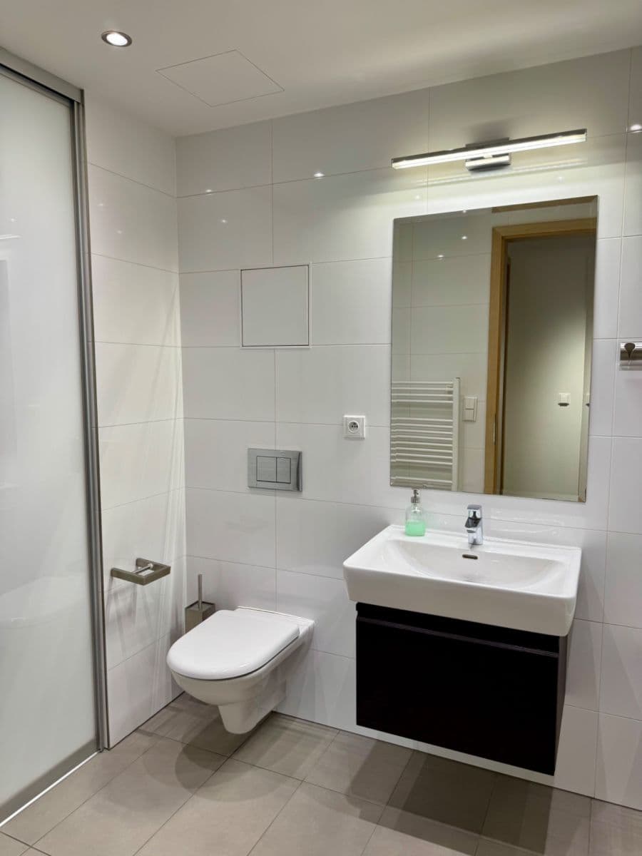 Pronájem bytu 4+kk 92 m², U Dívčích hradů, Praha, Praha Pronájem bytu 4+kk 92 m², U Dívčích hradů, Praha, Praha
