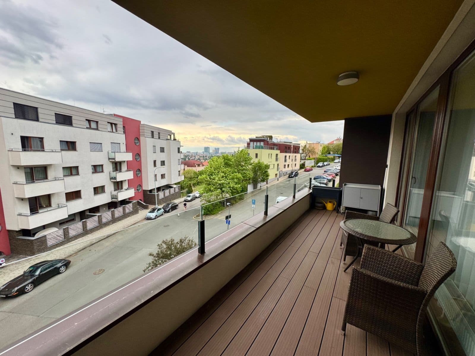 Pronájem bytu 4+kk 92 m², U Dívčích hradů, Praha, Praha Pronájem bytu 4+kk 92 m², U Dívčích hradů, Praha, Praha