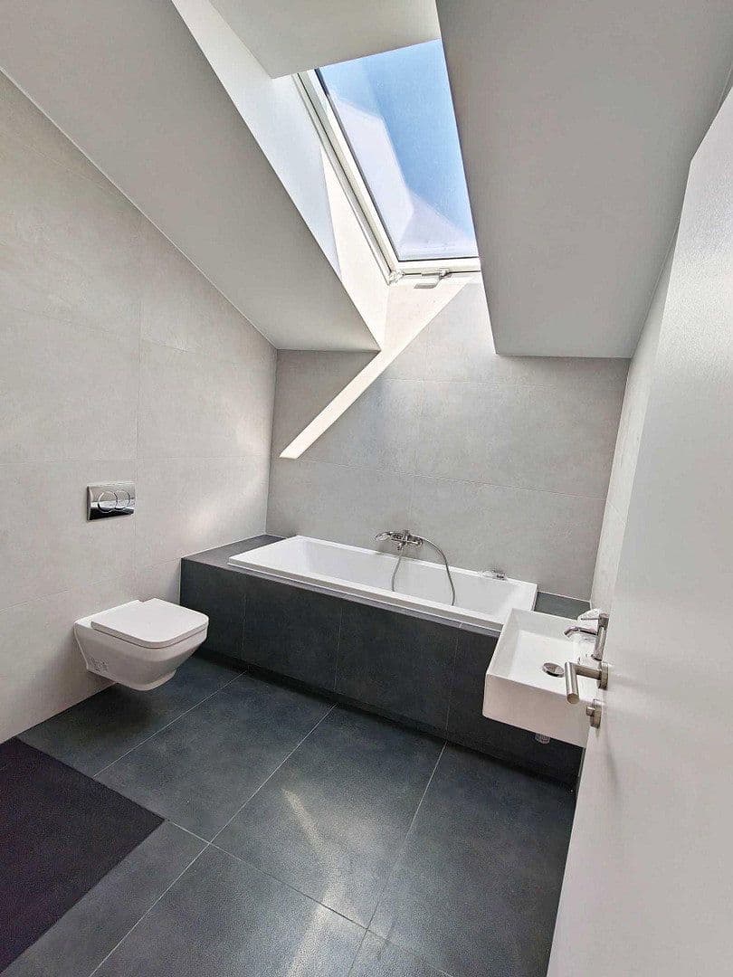 Pronájem bytu 4+1 115 m², Hochkirch, Sasko Pronájem bytu 4+1 115 m², Hochkirch, Sasko