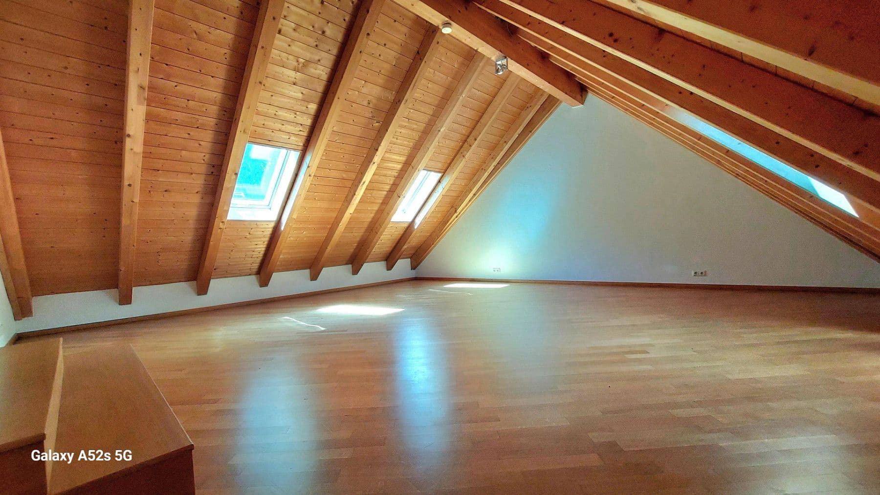Pronájem bytu 4+1 150 m², Schweitenkirchen, Bavorsko Pronájem bytu 4+1 150 m², Schweitenkirchen, Bavorsko
