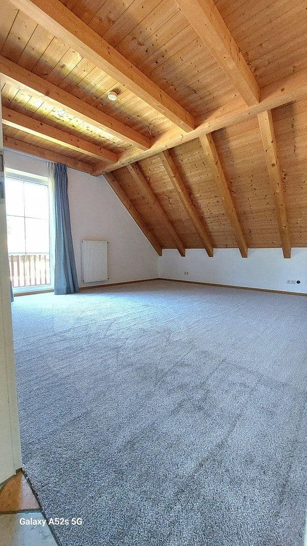 Pronájem bytu 4+1 150 m², Schweitenkirchen, Bavorsko Pronájem bytu 4+1 150 m², Schweitenkirchen, Bavorsko