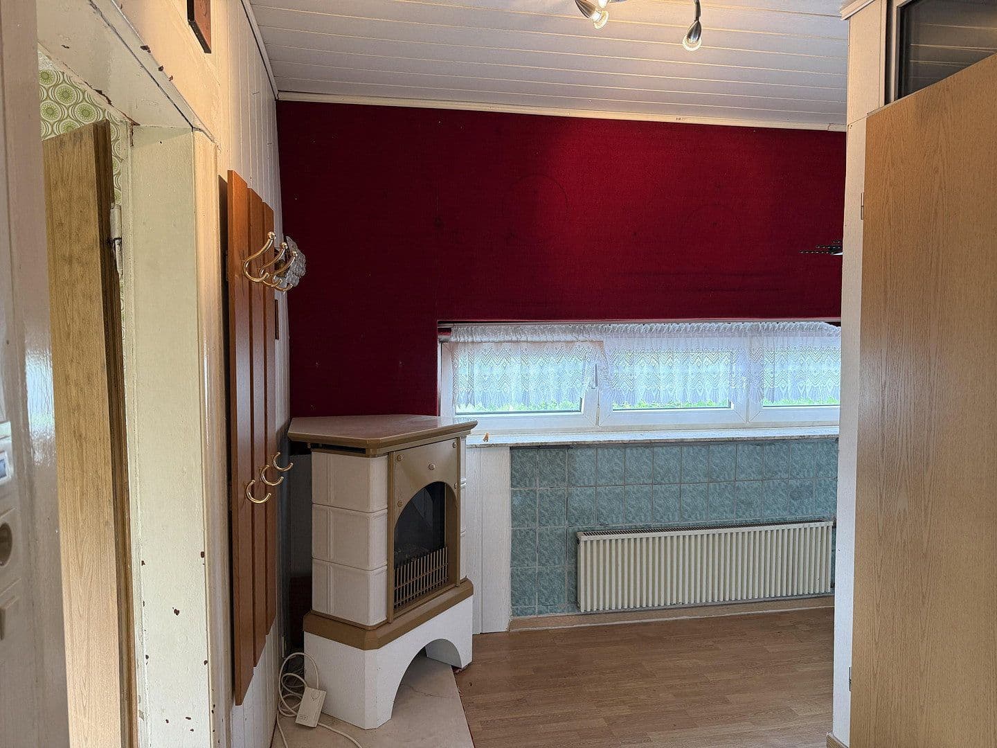 Prodej domu 151 m², pozemek 1.023 m², Kölner Straße 26, Helmenzen, Porýní-Falc Prodej domu 151 m², pozemek 1.023 m², Kölner Straße 26, Helmenzen, Porýní-Falc