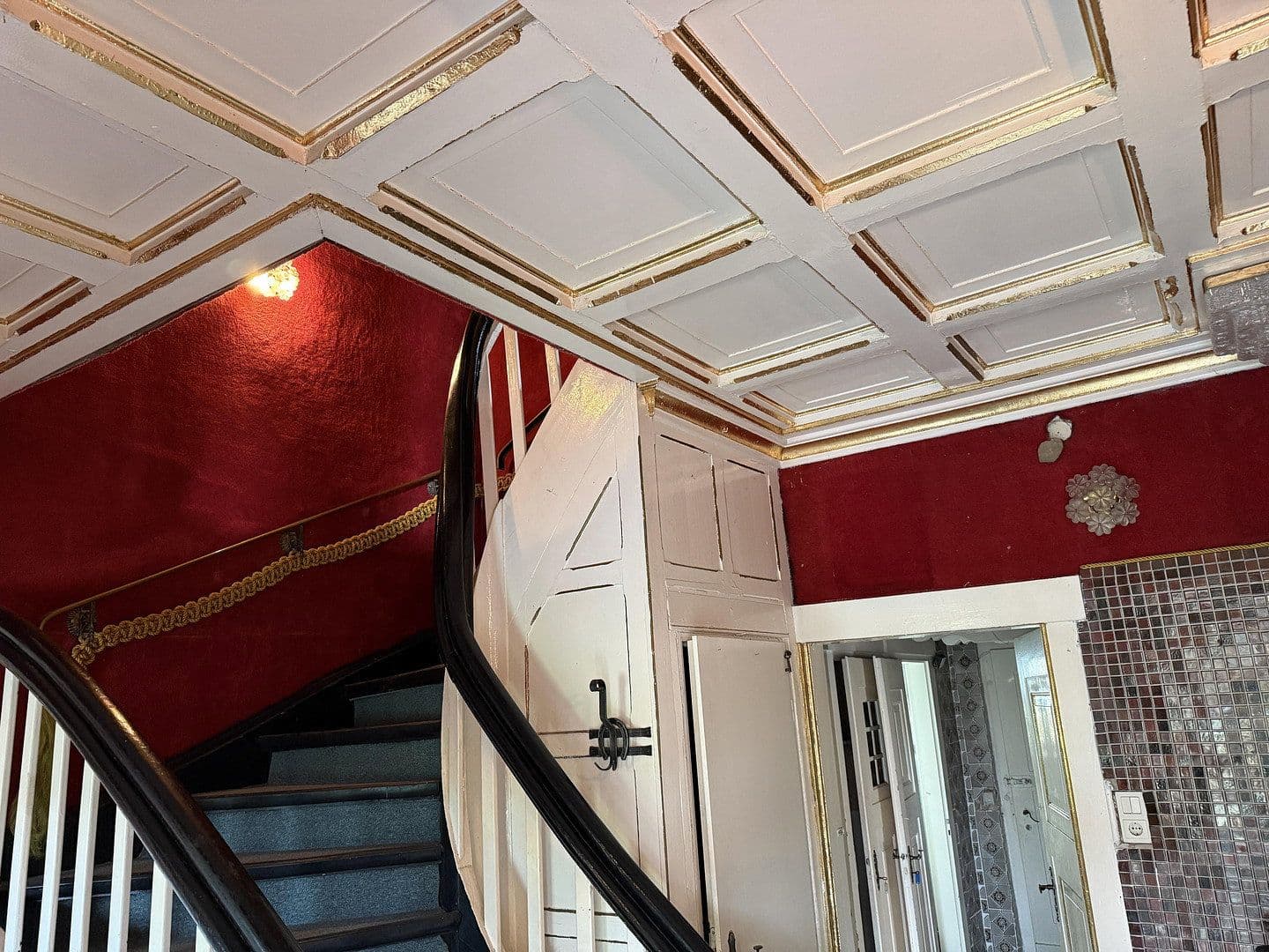 Prodej domu 151 m², pozemek 1.023 m², Kölner Straße 26, Helmenzen, Porýní-Falc Prodej domu 151 m², pozemek 1.023 m², Kölner Straße 26, Helmenzen, Porýní-Falc
