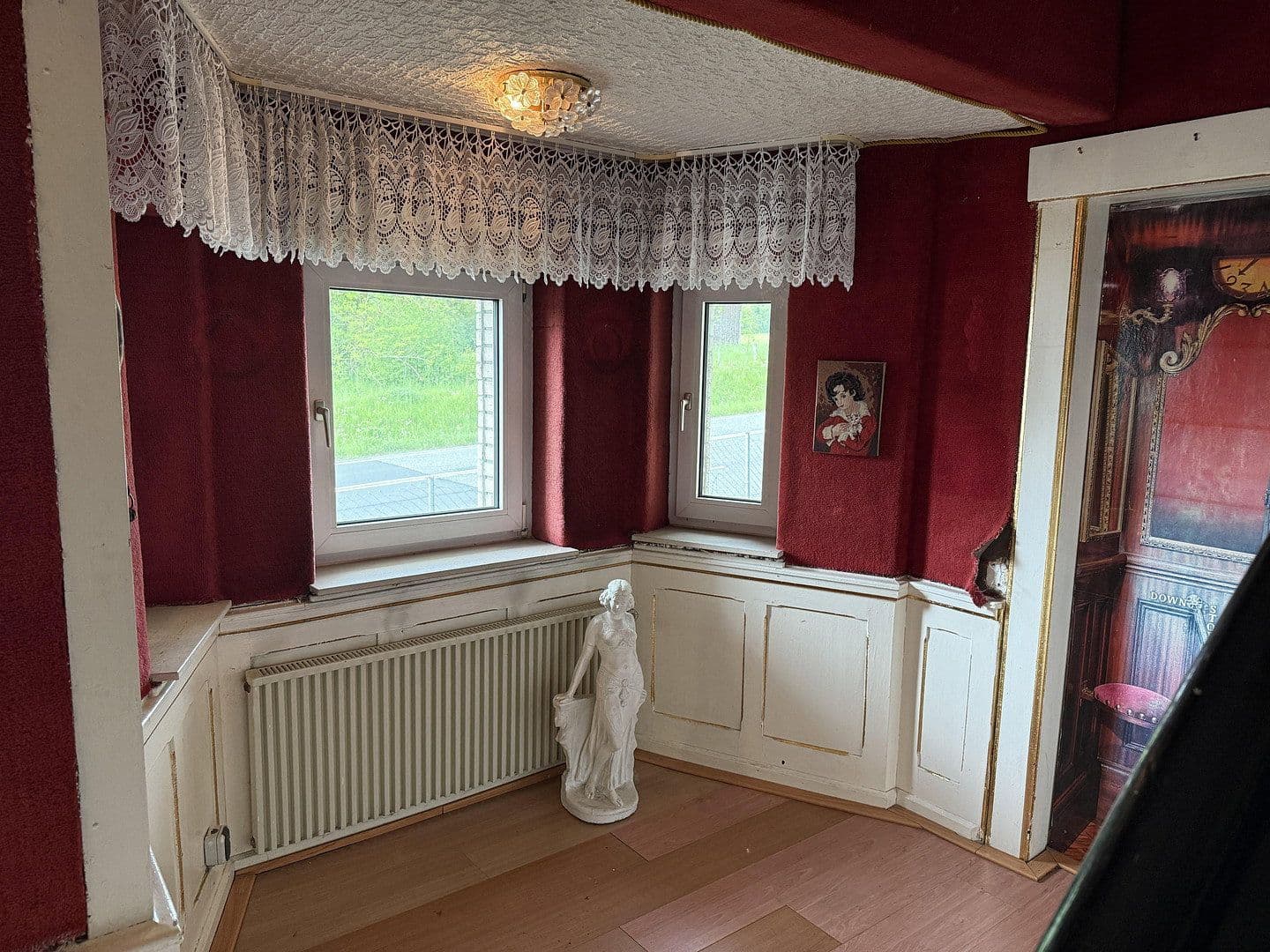 Prodej domu 151 m², pozemek 1.023 m², Kölner Straße 26, Helmenzen, Porýní-Falc Prodej domu 151 m², pozemek 1.023 m², Kölner Straße 26, Helmenzen, Porýní-Falc