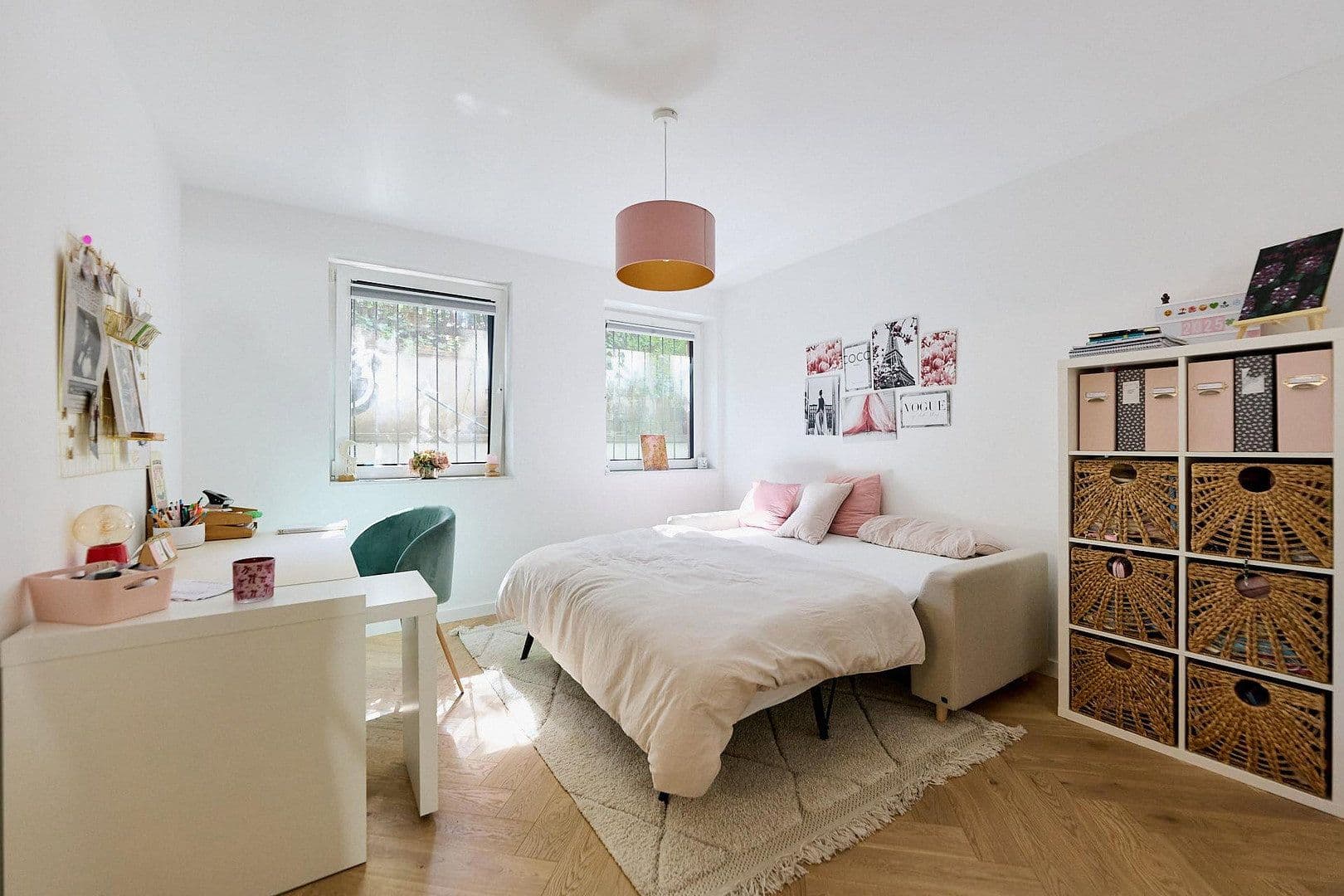 Pronájem bytu 5+1 219 m², Lakronstrasse, Düsseldorf, Severní Porýní-Vestfálsko Pronájem bytu 5+1 219 m², Lakronstrasse, Düsseldorf, Severní Porýní-Vestfálsko