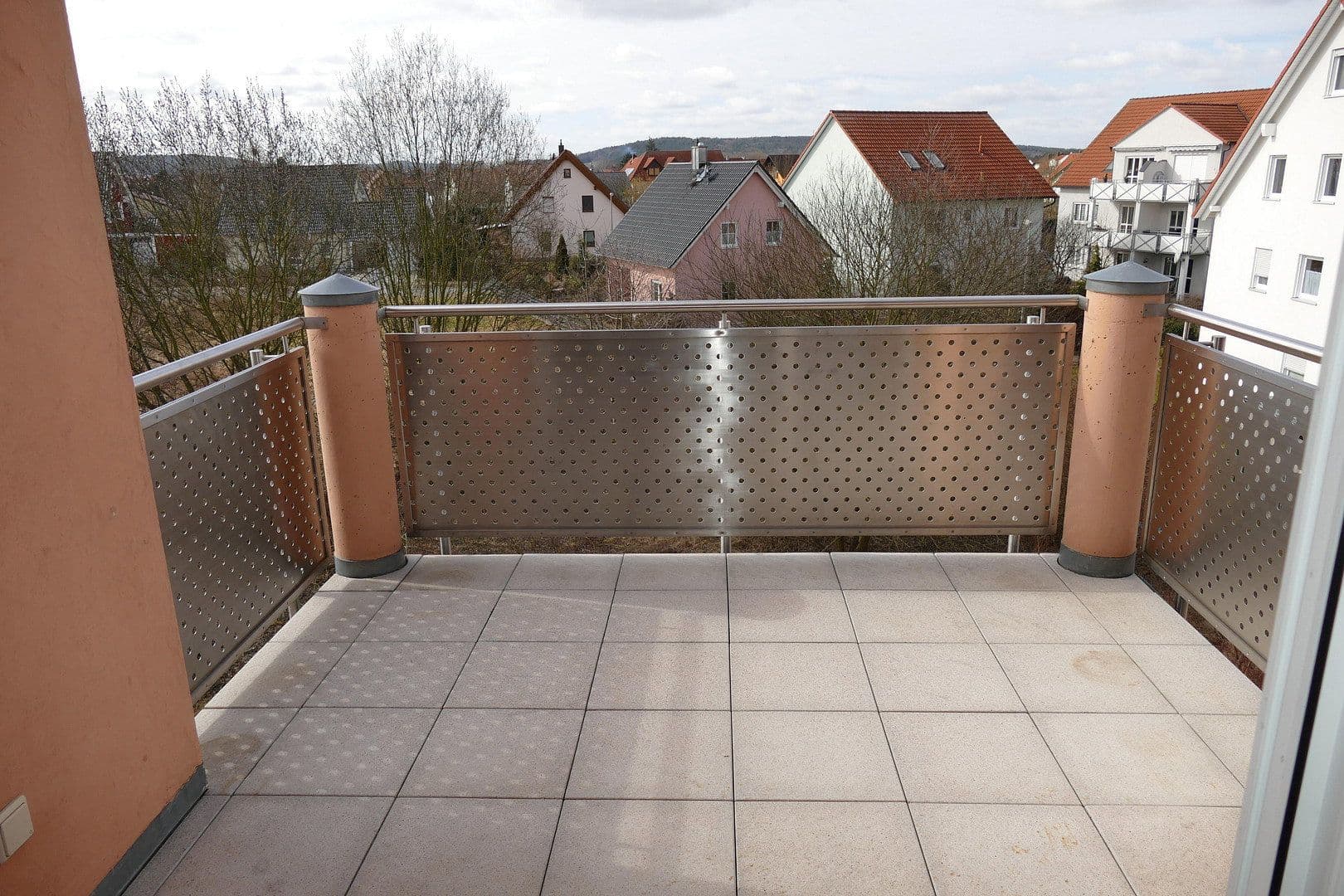 Pronájem bytu 4+1 116 m², Marienstraße 11, Hirschaid, Bavorsko Pronájem bytu 4+1 116 m², Marienstraße 11, Hirschaid, Bavorsko